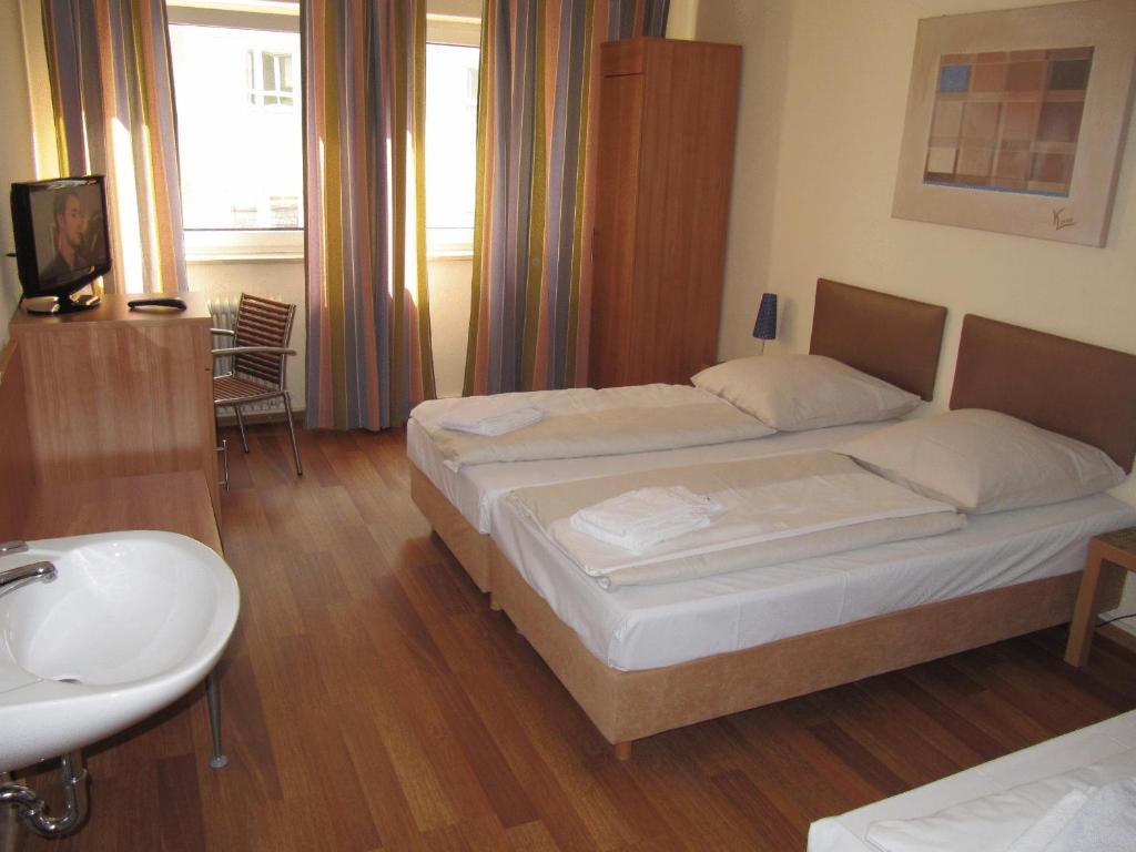 Litty'S Hotel Munchen Ruang foto